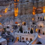 Пещерные люди: нереальный отель в Турции